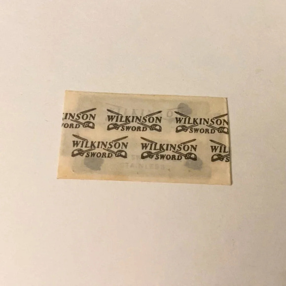 Vintage Wilkinson Sword Safety Razor Blades Lot of 2 Made in England - Picture 5 of 6